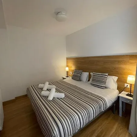 Sant Andreu מלון דירות 3*